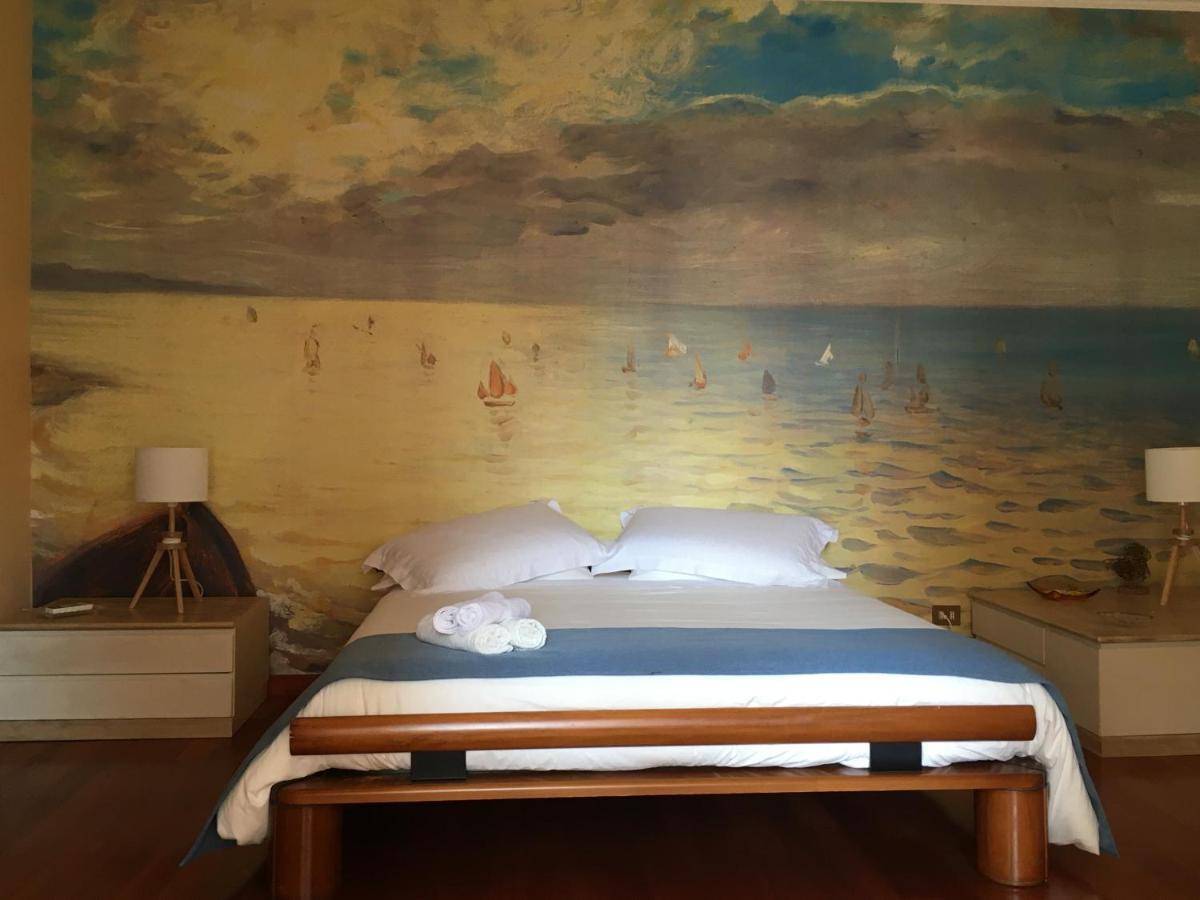 Casa Di Lucia B&B ลาดิสโปลี ภายนอก รูปภาพ